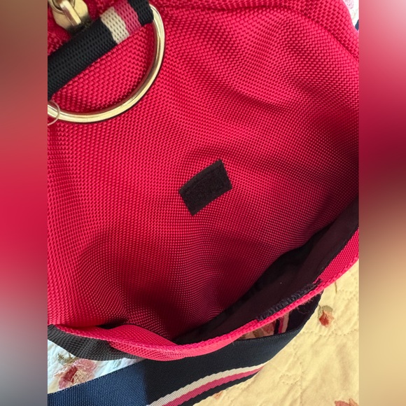 Tommy Hilfiger Fuchsia Travel Bag - Picture 5 of 8